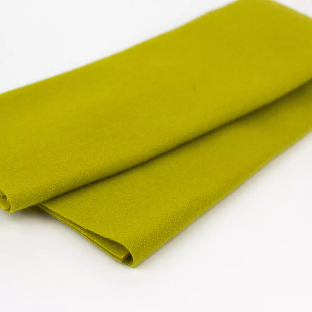 Merino Wool LN11 Artichoke Heart